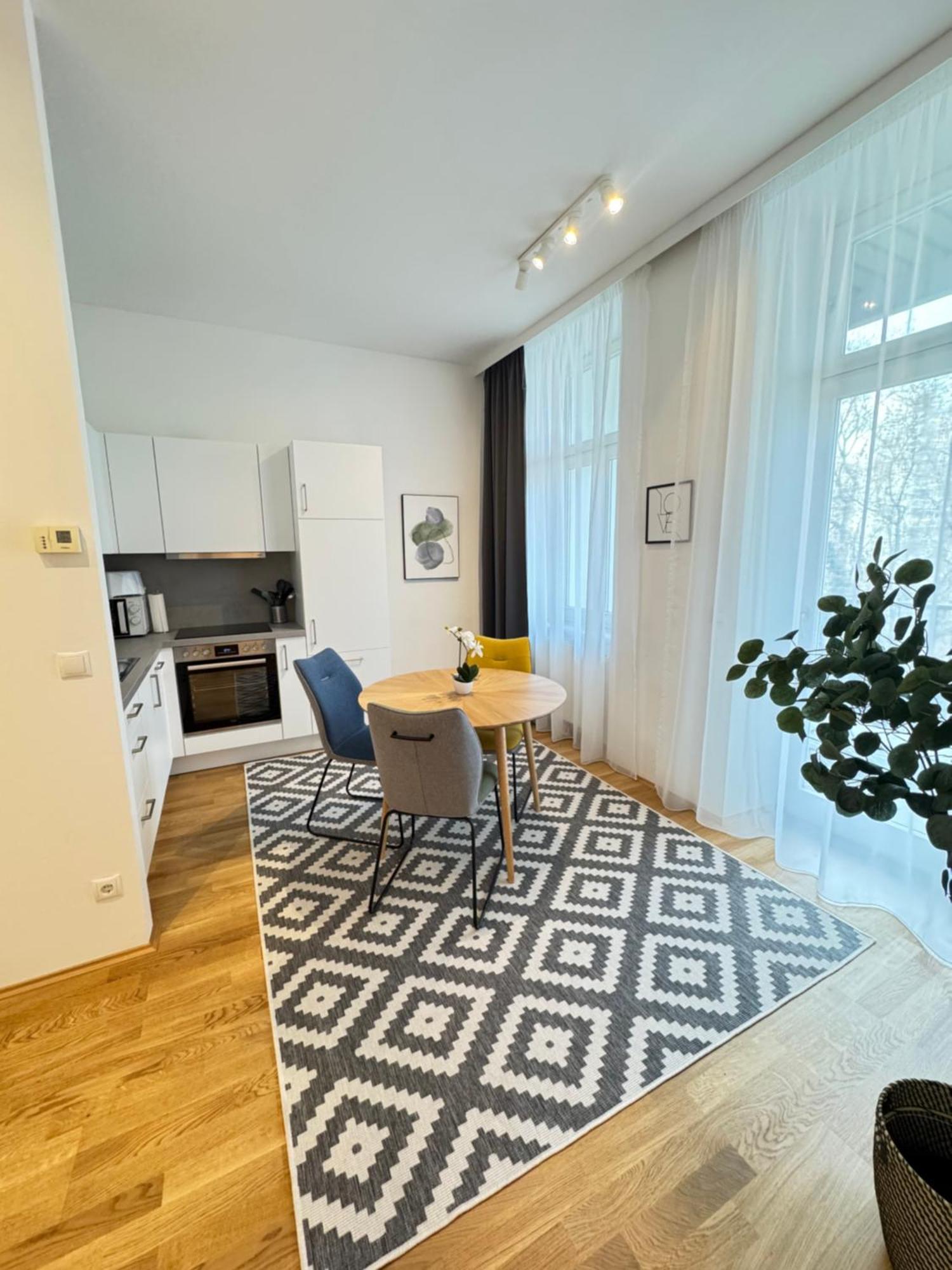 Trendy Apartment Zentral Gelegen Βιέννη Εξωτερικό φωτογραφία